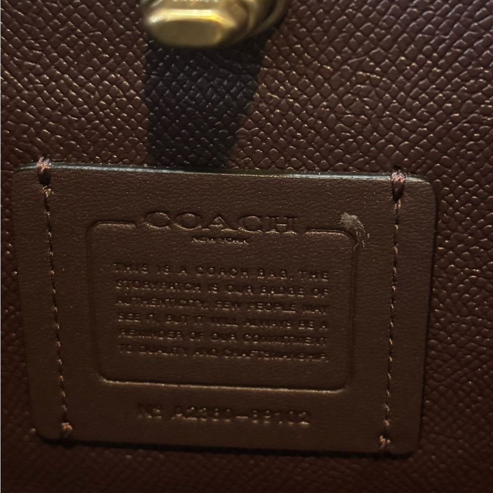 Coach Black Pebbled Leather Turn-Lock Shoulder Bag with Gold Hardware - Picture 3 of 6
